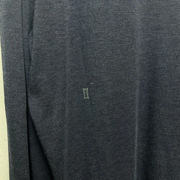 longsleeves - Picture 3 of 3